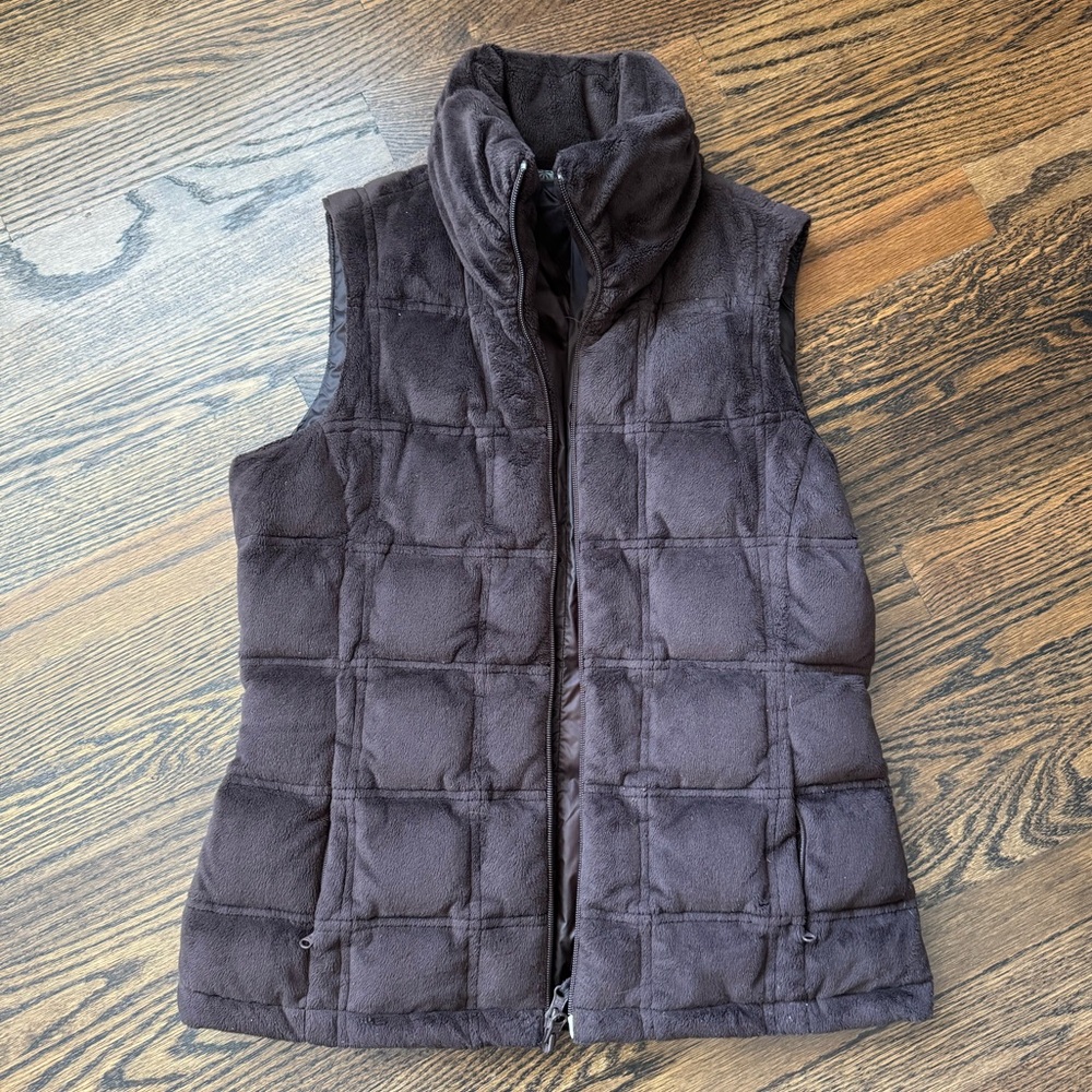 Athleta Goose Down (90%) Puffer Vest, Soft, Brown Size X-Small Style 709878